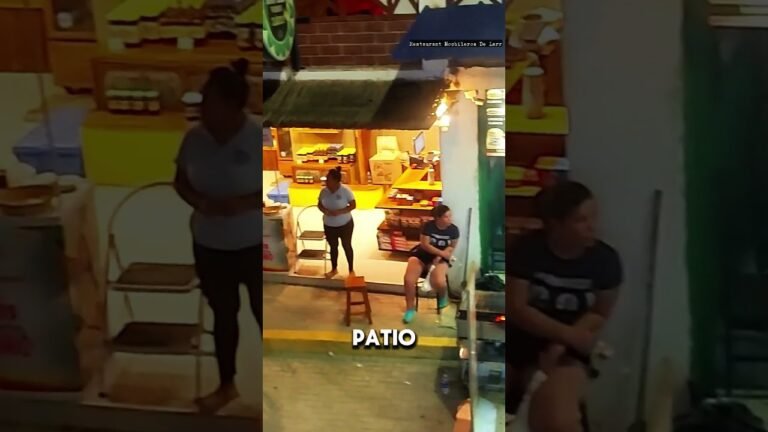 What Can You Get For $7 On Gringo's Strip? #perutravel
