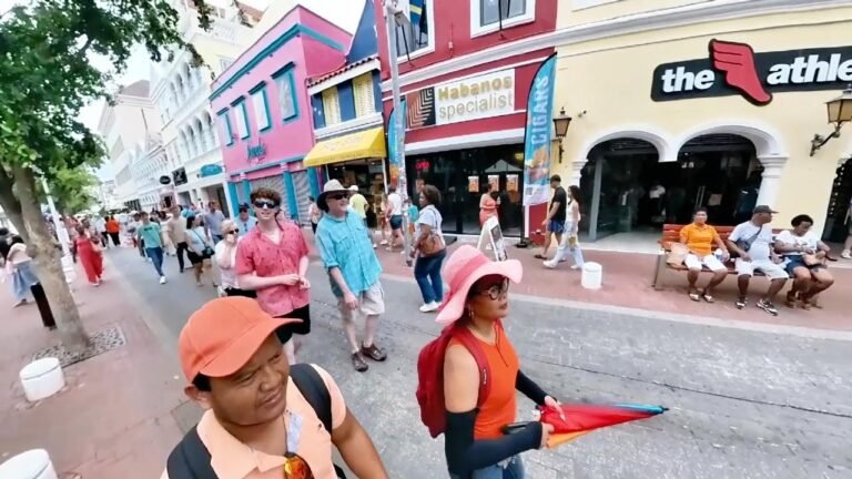 Curaçao King's Day 2025 EXPLOSION! Punda, Otrobanda & Beyond! Witness the Celebration!
