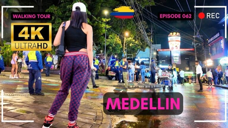 Parque Lleras AFTER THE RAIN, Provenza, El Poblado, Medellín Nightlife 🇨🇴 POV 4K Free Walking Tour